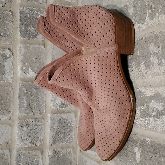 Lucky Brand ankle boot size 6.5 m ankle boots - Picture 3 of 9